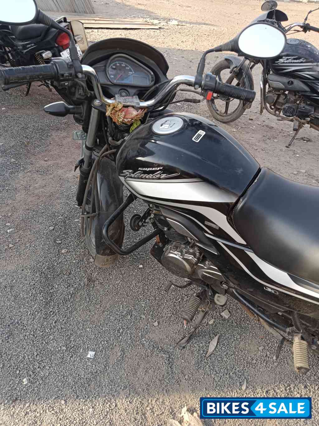 Hero Super Splendor BS6