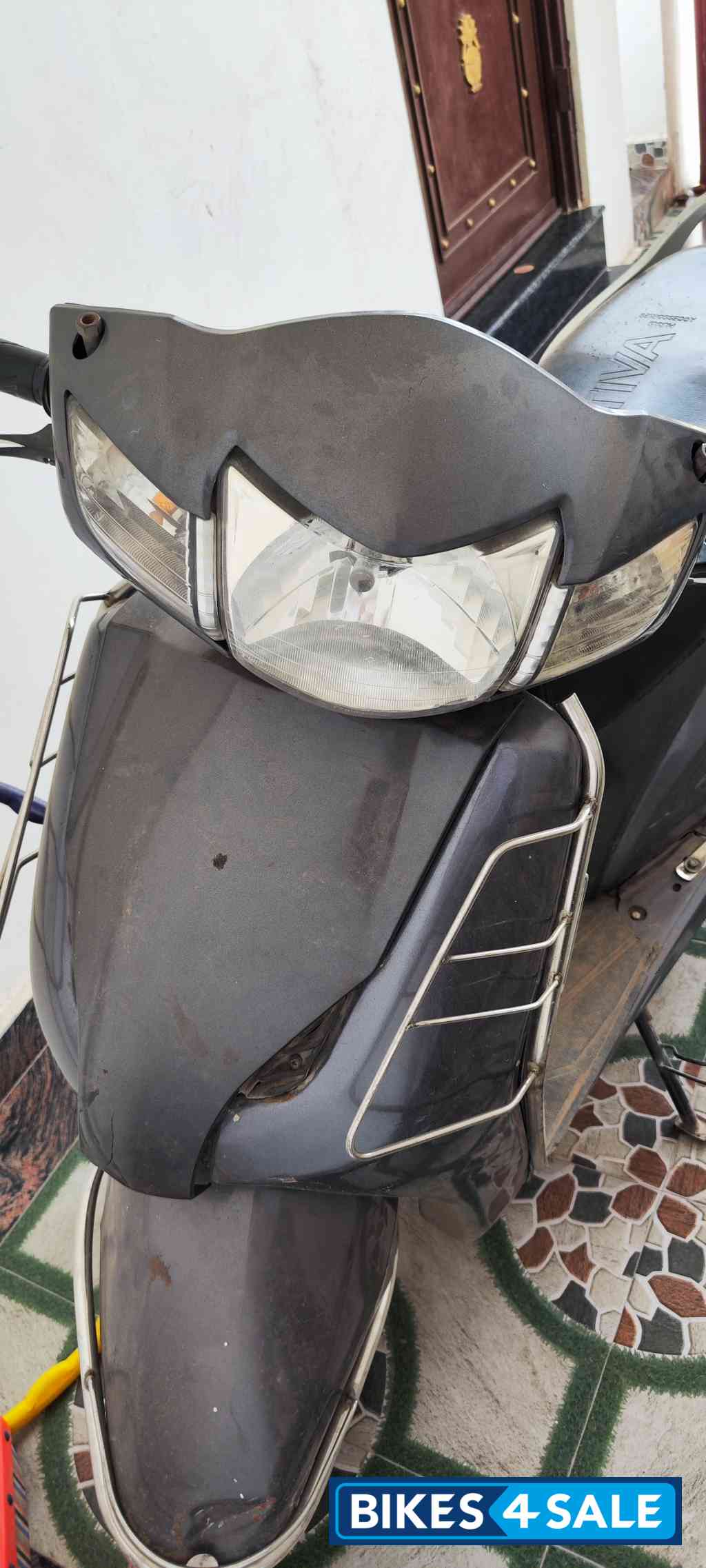 Grey Honda Activa