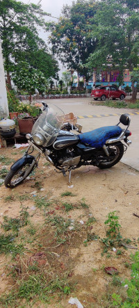 Bajaj Avenger Cruise 220