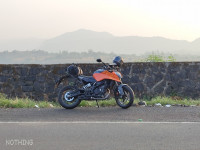 Orange KTM Duke 250 2024
