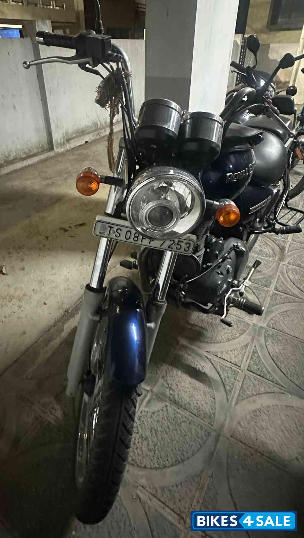 Marine Royal Enfield Thunderbird 350