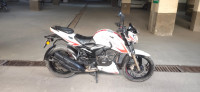 White TVS Apache RTR 200 4V Race Edition 2.0