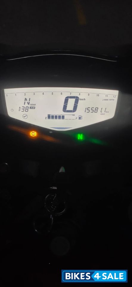 White TVS Apache RTR 200 4V Race Edition 2.0