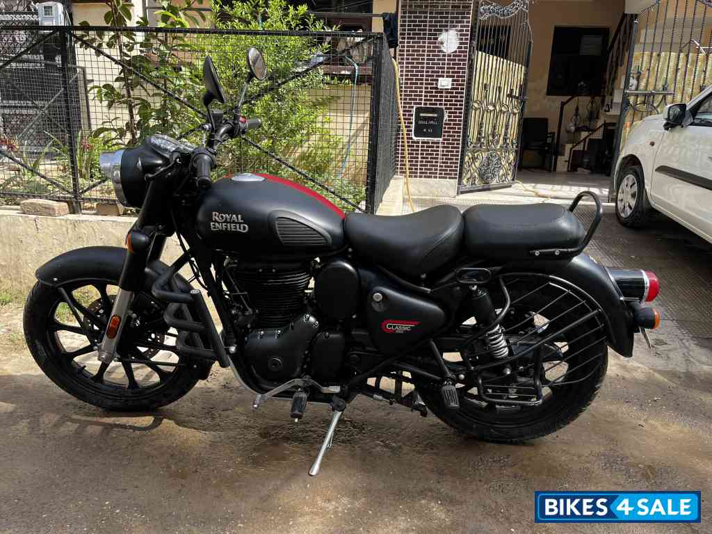 Royal Enfield Classic 350 Royal Enfield Classic 350