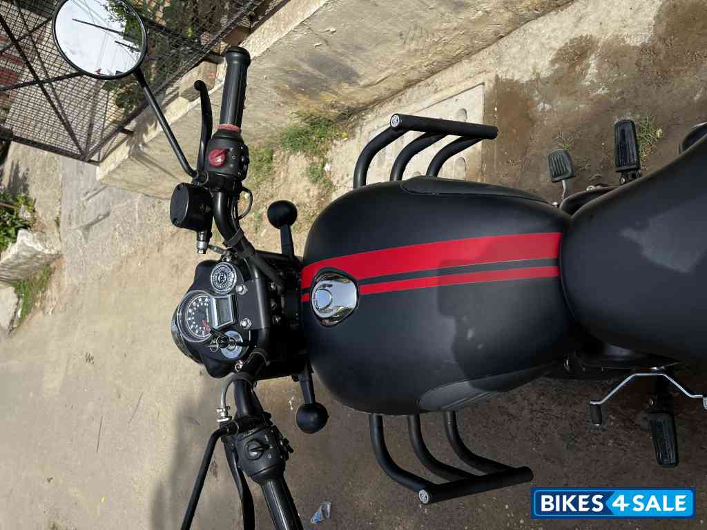 Royal Enfield Classic 350 Royal Enfield Classic 350