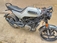 Grey Husqvarna Vitpilen 250 2020