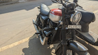 Red Yezdi Scrambler Dual Tone