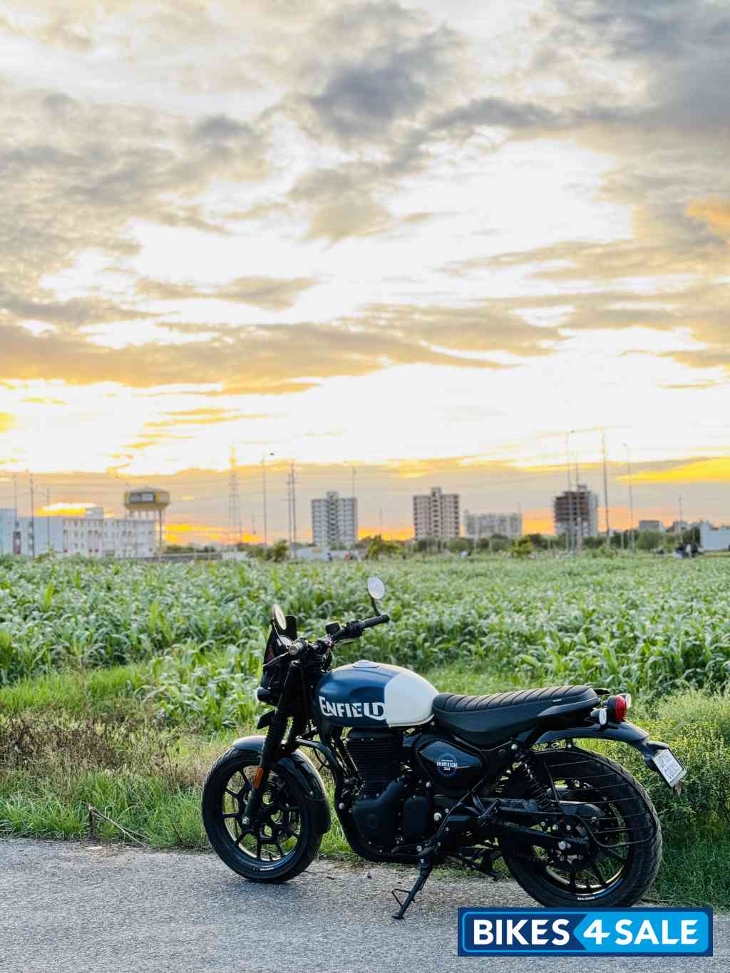 Rebel Blue Royal Enfield Hunter 350 Metro