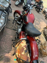 Chestnut Red Royal Enfield Classic 350