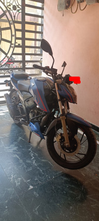 Blue TVS Apache RTR 200 4V 2020
