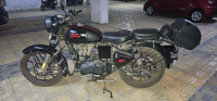 Royal Enfield Classic Stealth Black