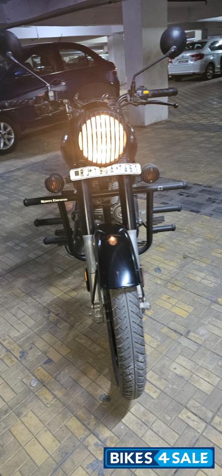 Royal Enfield Classic Stealth Black