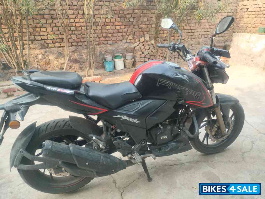 TVS Apache RTR 200 4V 2020