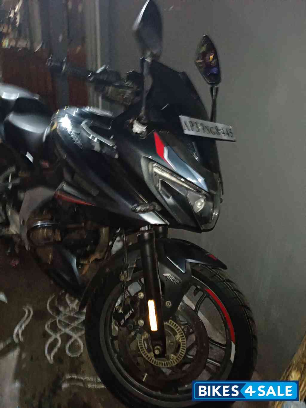Brooklyn Black Bajaj Pulsar F250