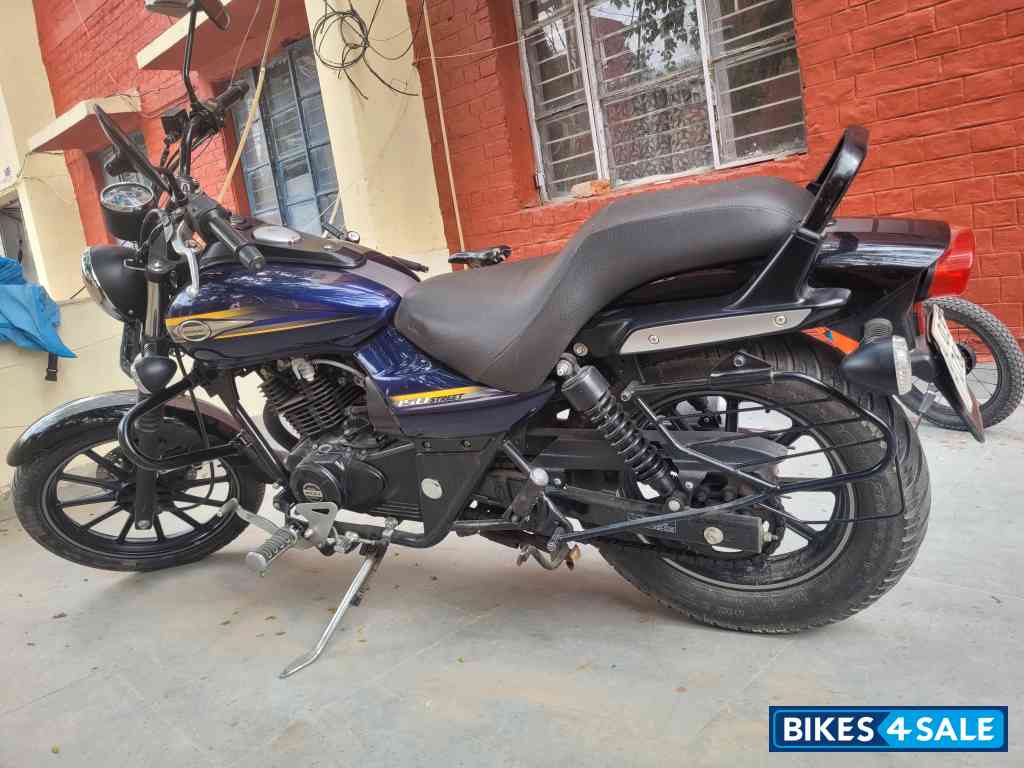 Bajaj Avenger Street 150