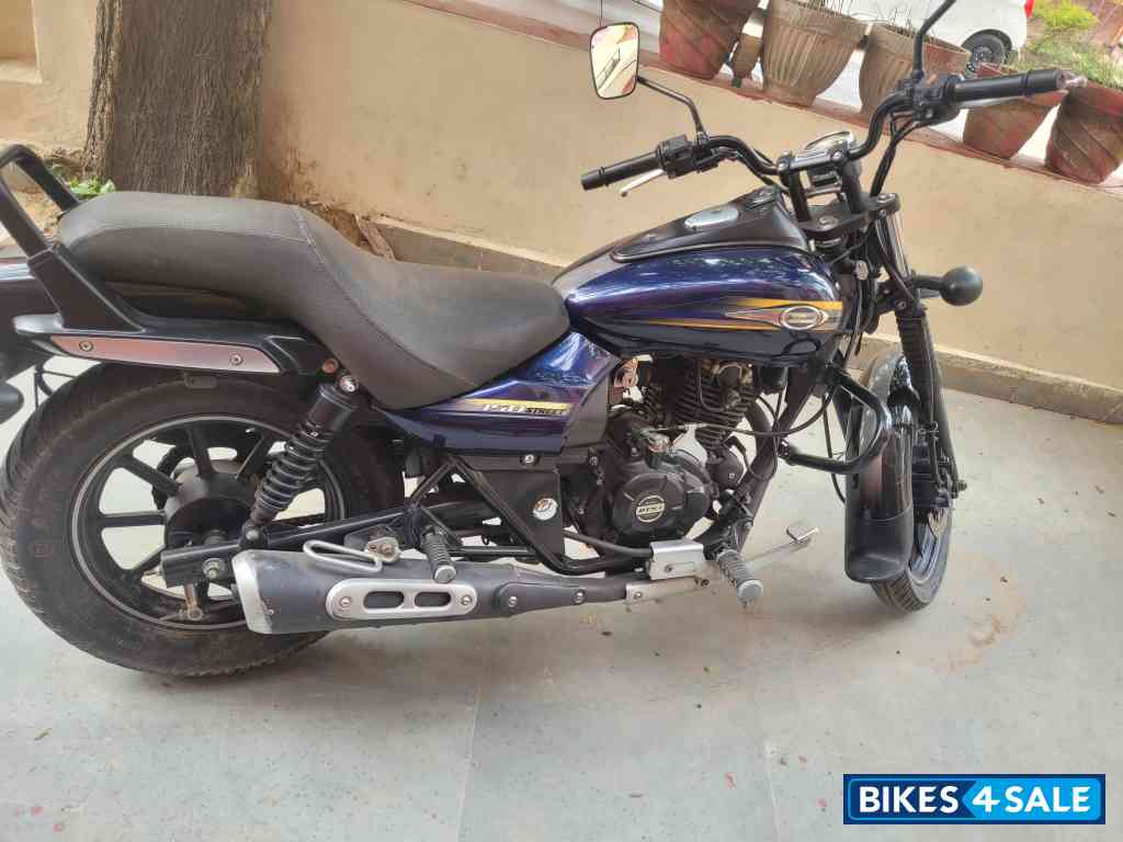 Bajaj Avenger Street 150