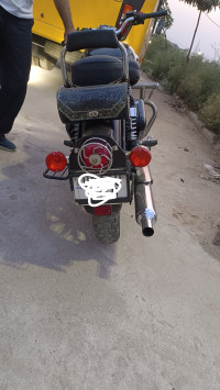 Black Royal Enfield Classic 350