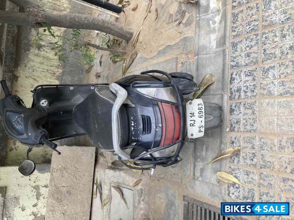 Black Honda Activa