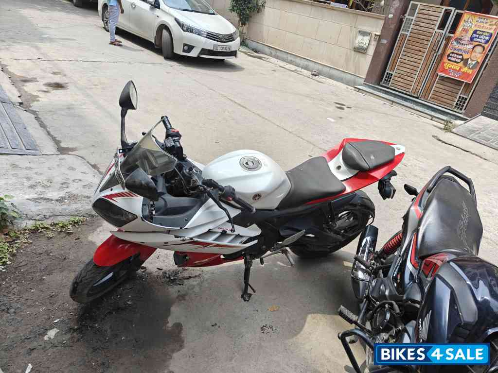 Yamaha YZF R15
