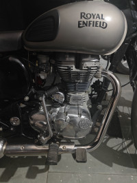 Gun Metal Grey Royal Enfield Classic Gunmetal Grey