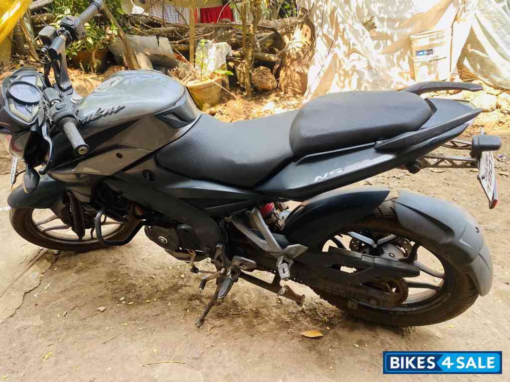 Bajaj Pulsar NS 160