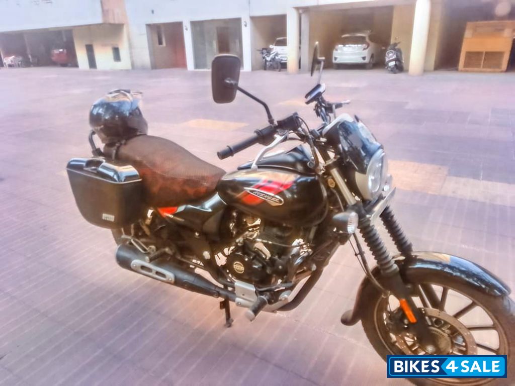 Bajaj Avenger Street 220