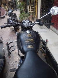 Black Royal Enfield Classic 350