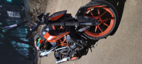 Electric Orange KTM Duke 390