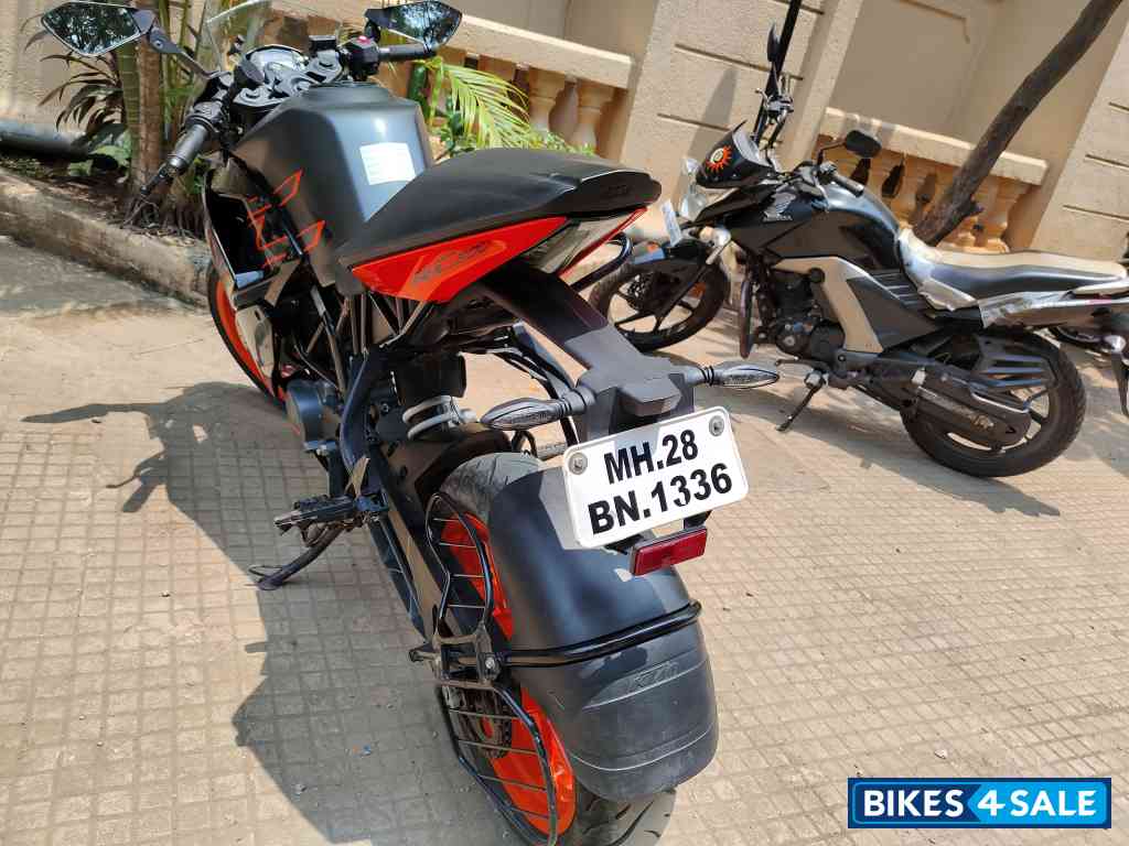 Galvano Black KTM RC 200