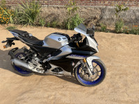 Yamaha R15M