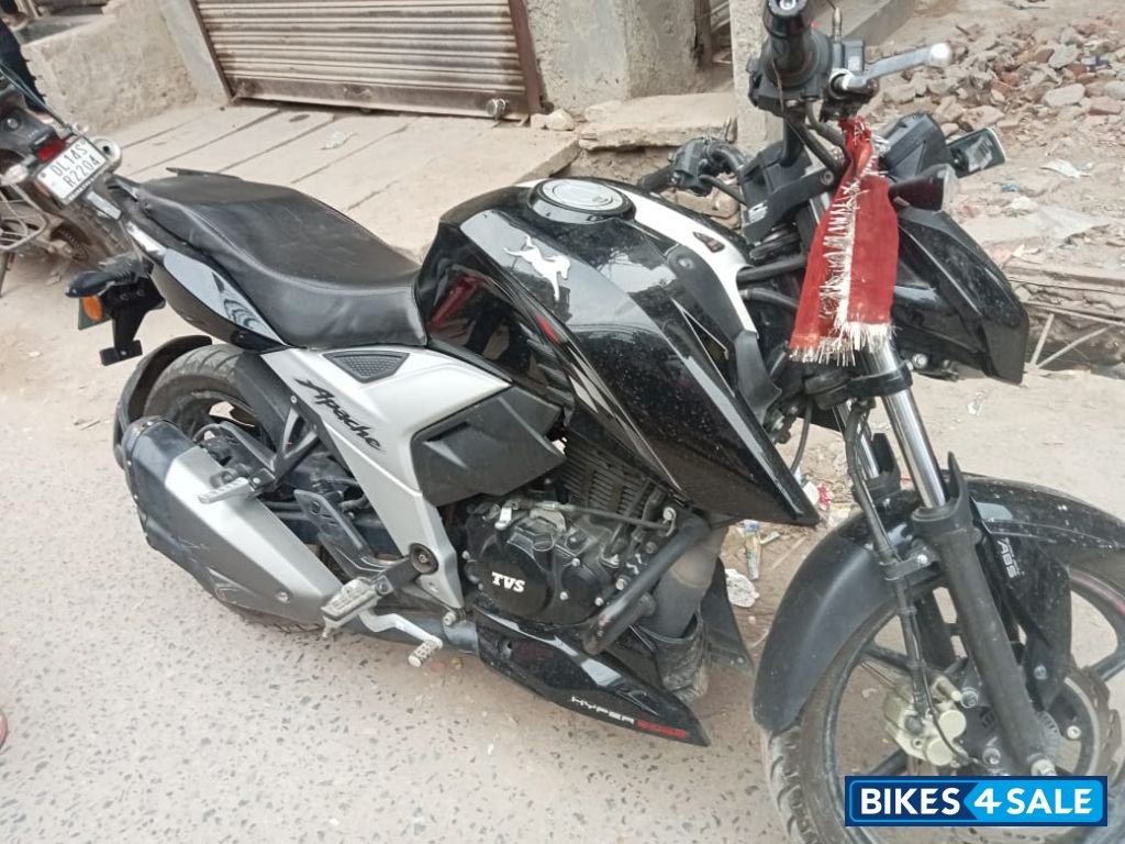 Black With Silver TVS Apache RTR 160 4V