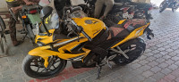 Bajaj Pulsar RS 200 ABS