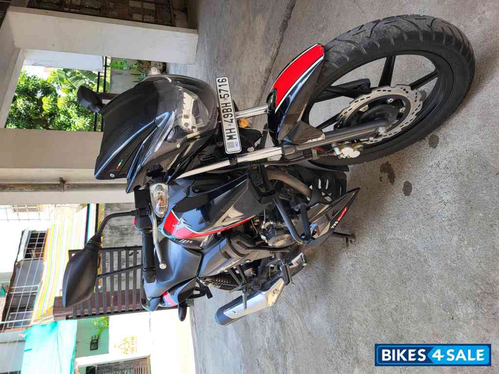 Black And Red TVS Apache RTR 160