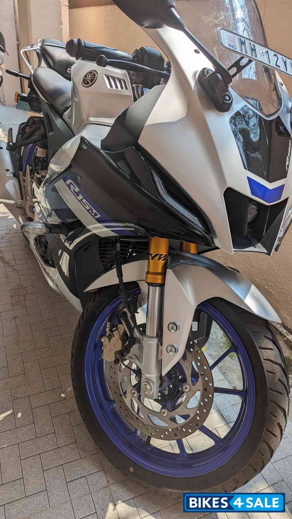 Yamaha R15M
