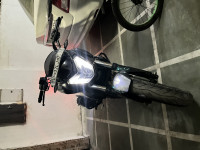 Black Bajaj Dominar 400