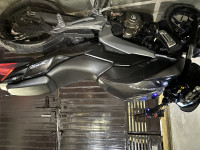 Black Bajaj Dominar 400