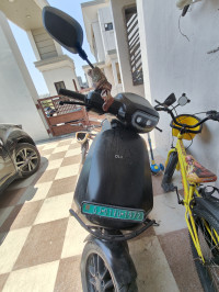 Matt Black Ola S1 Pro