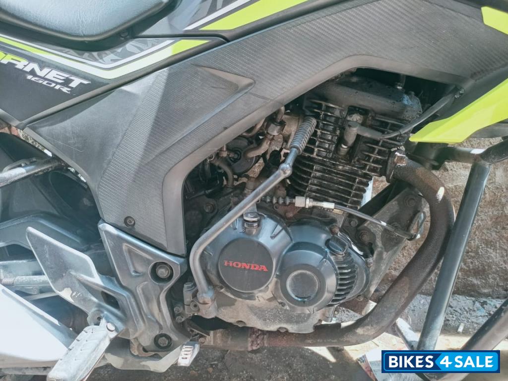 Green Honda CB Hornet 160R