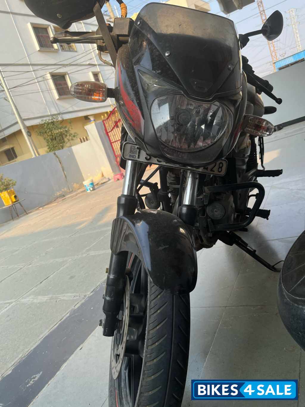 Black Bajaj Pulsar 180 DTSi