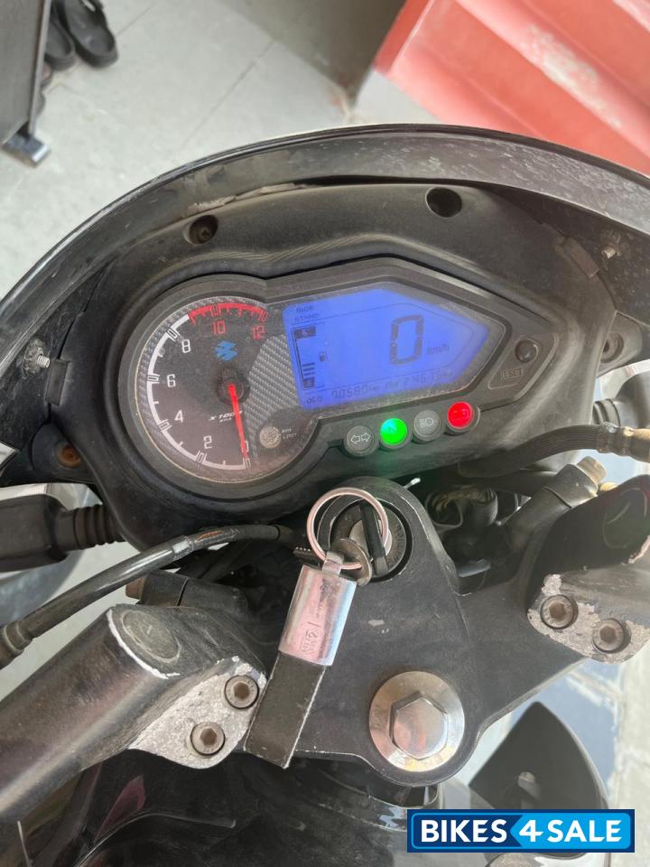 Black Bajaj Pulsar 180 DTSi