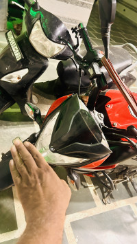 Red Bajaj Pulsar NS 160