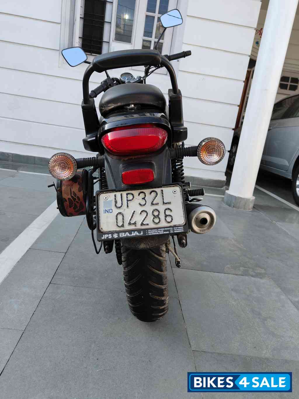 Spicy Red Bajaj Avenger Street 160 BS6