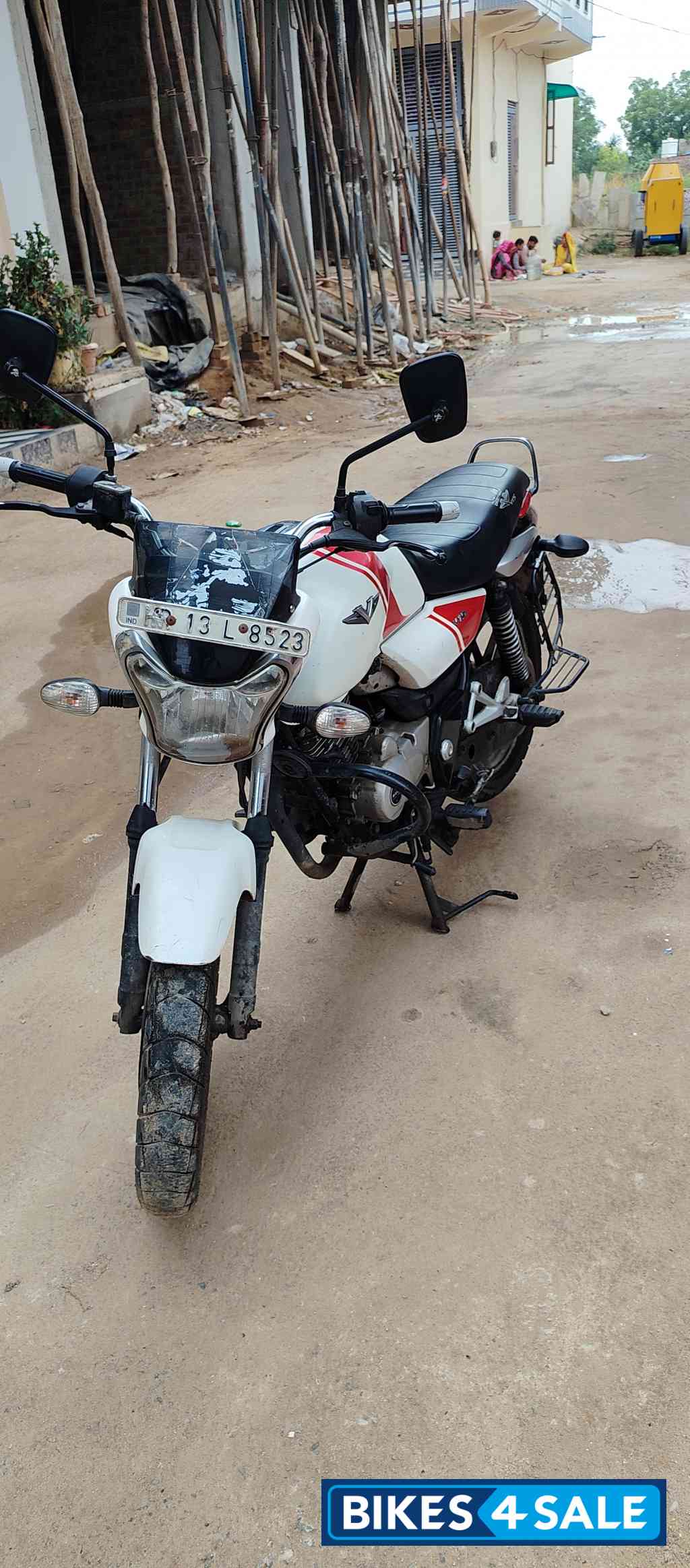 Bajaj V15 Bajaj V15