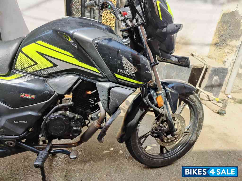 Black Honda SP 125 BSVI