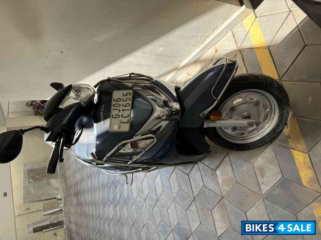 Mettalic Honda Activa 125