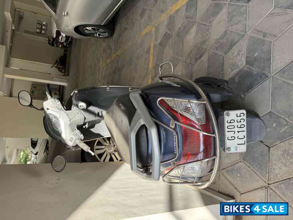 Mettalic Honda Activa 125