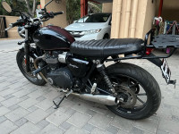 Triumph Street Twin