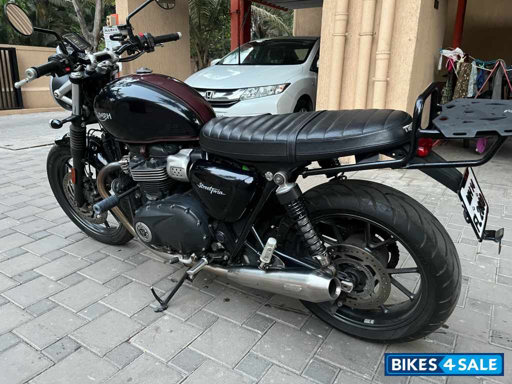 Triumph Street Twin