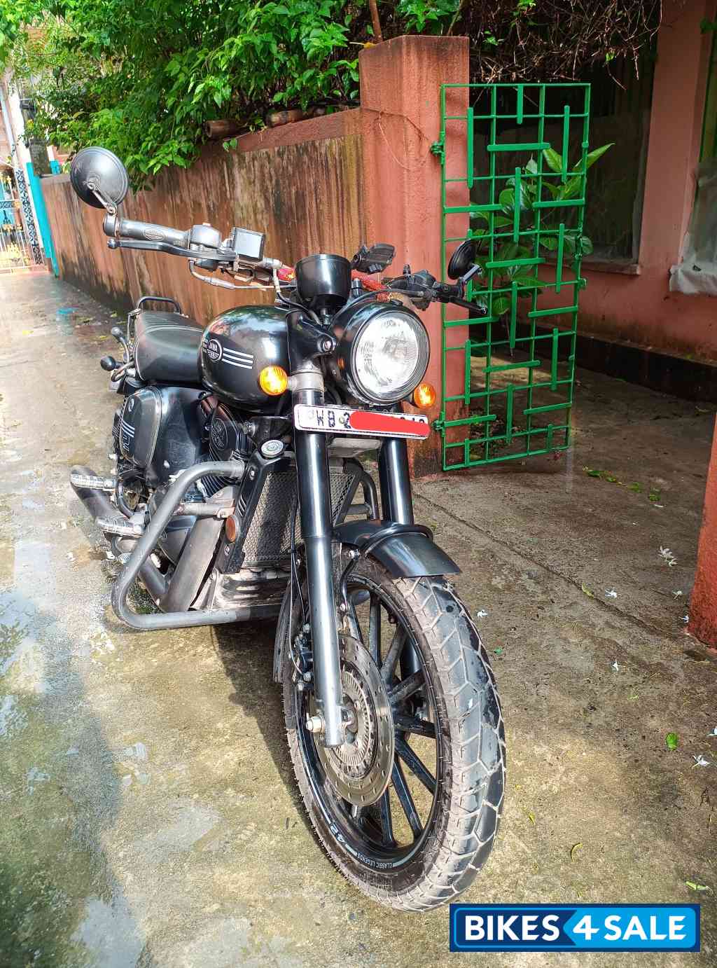 Jawa 42 Dual Channel ABS AllStar Black