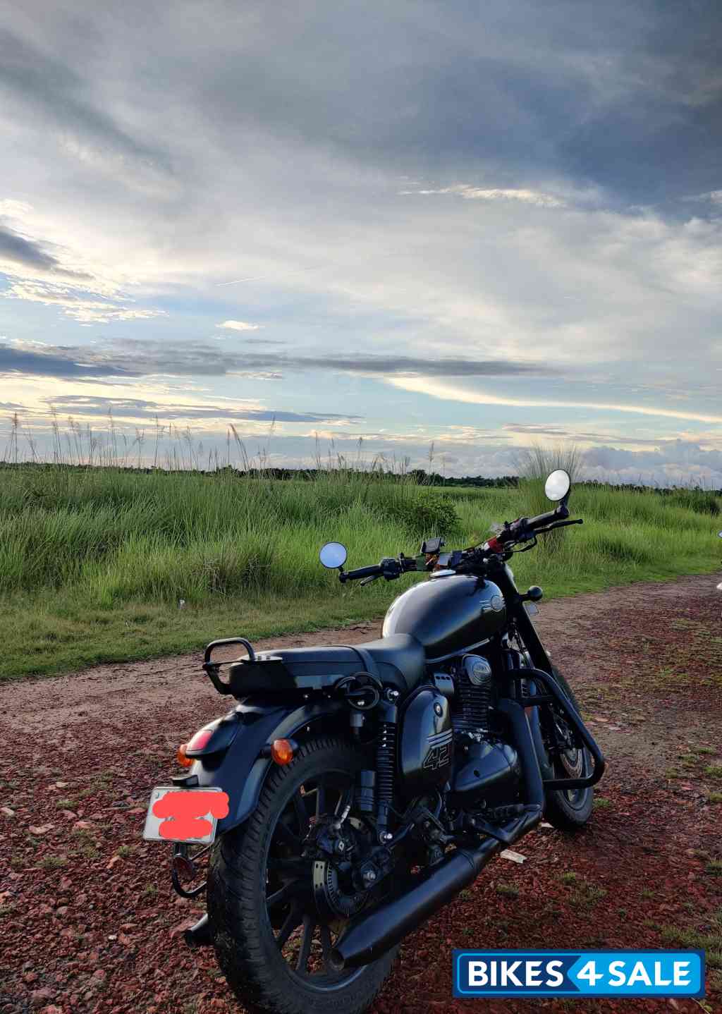 Jawa 42 Dual Channel ABS AllStar Black